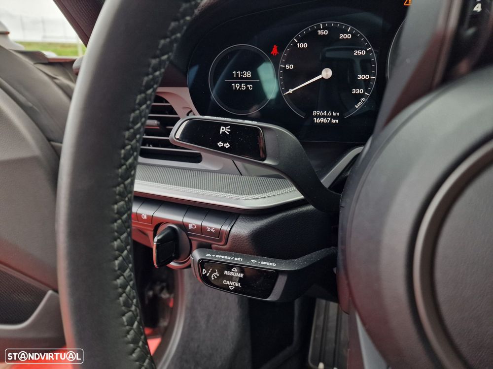 Porsche 911 Série F - 21