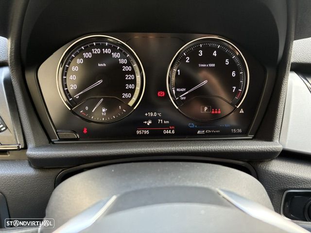 BMW 225xe Active Tourer iPerformance Advantage - 32