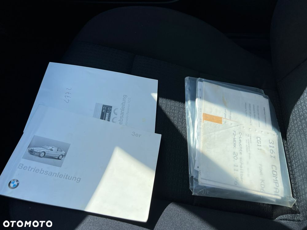 BMW Seria 3 316i - 17