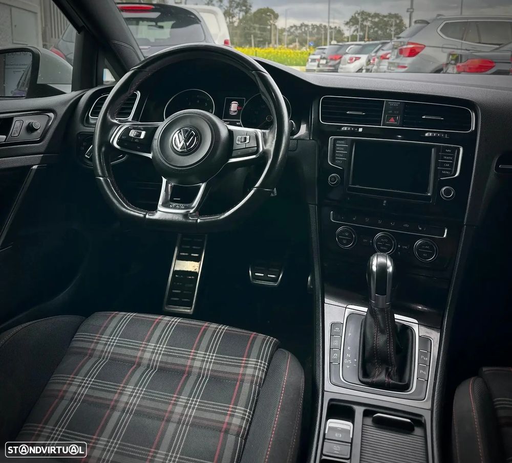 VW Golf 2.0 TSi GTi DSG - 15