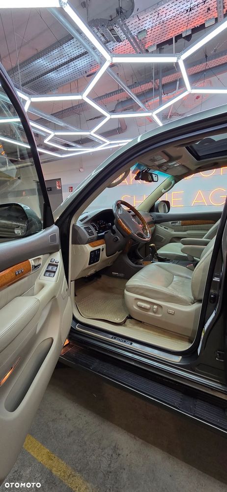 Lexus GX - 17