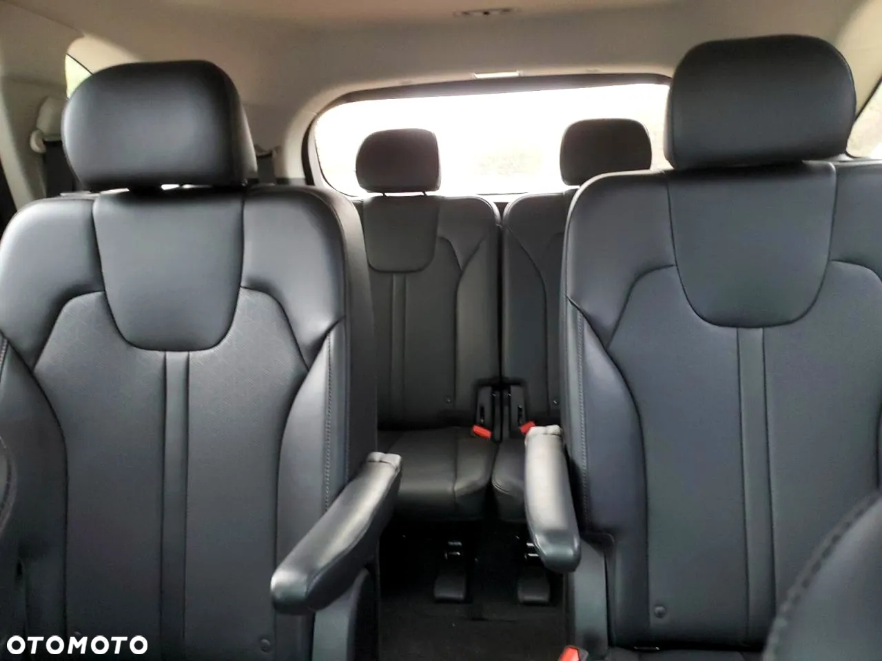 Kia Sorento - 11