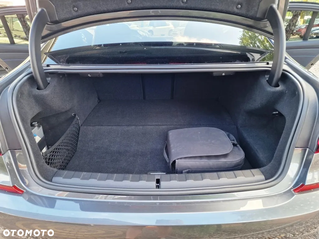 BMW Seria 3 - 18