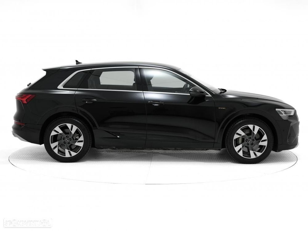 Audi e-tron 55 quattro S line - 2