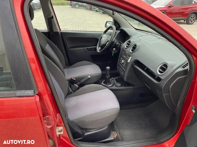 Ford Fusion 1.6 Comfort - 13
