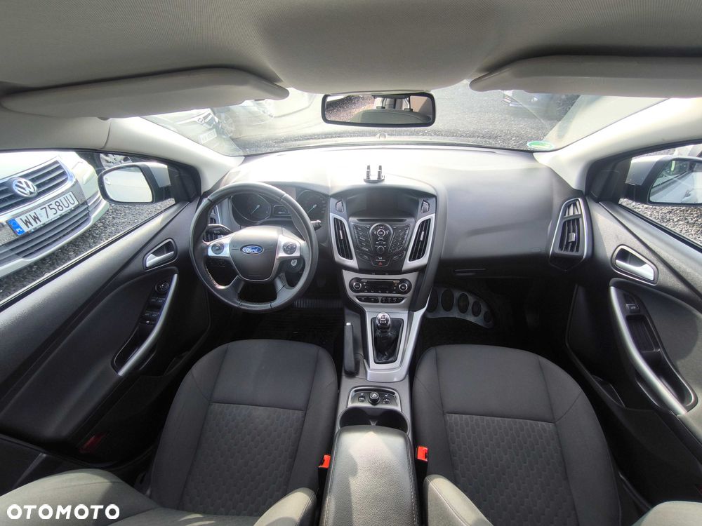 Ford Focus - 8