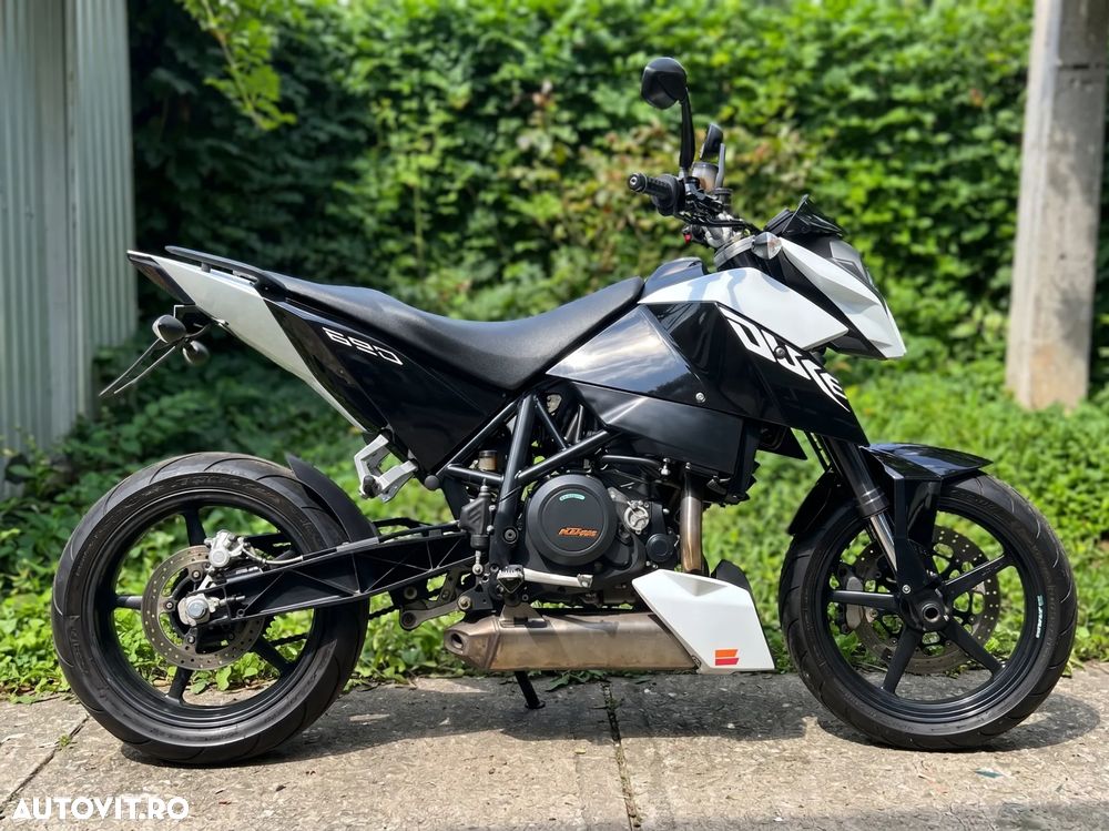 KTM 690 Duke - 5