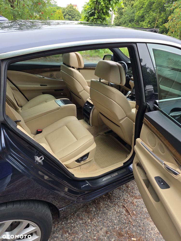 BMW 5GT 530d - 15