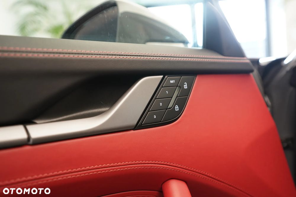 Porsche 911 Carrera S - 29