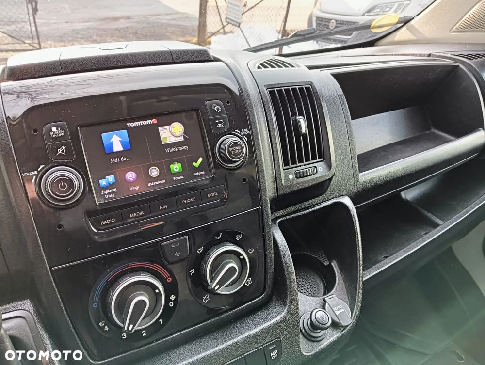 Fiat DUCATO FURGON BLASZAK L2H1 NR 823 - 18