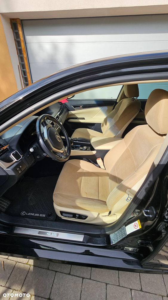 Lexus GS - 15