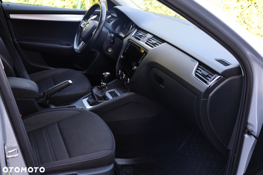 Skoda Octavia 1.6 TDI Ambition - 14