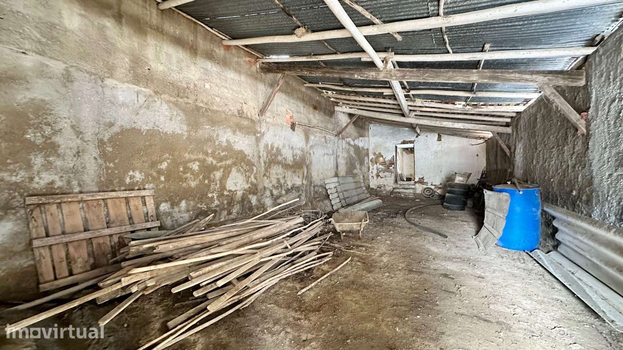 Oportunidade Armazém para Recuperar em Alfundão - Grande imagem: 3/9