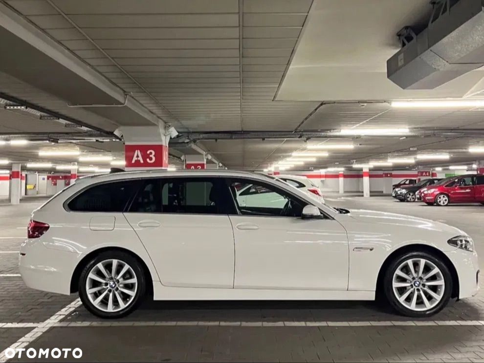 BMW Seria 5 520d xDrive Luxury Line - 4