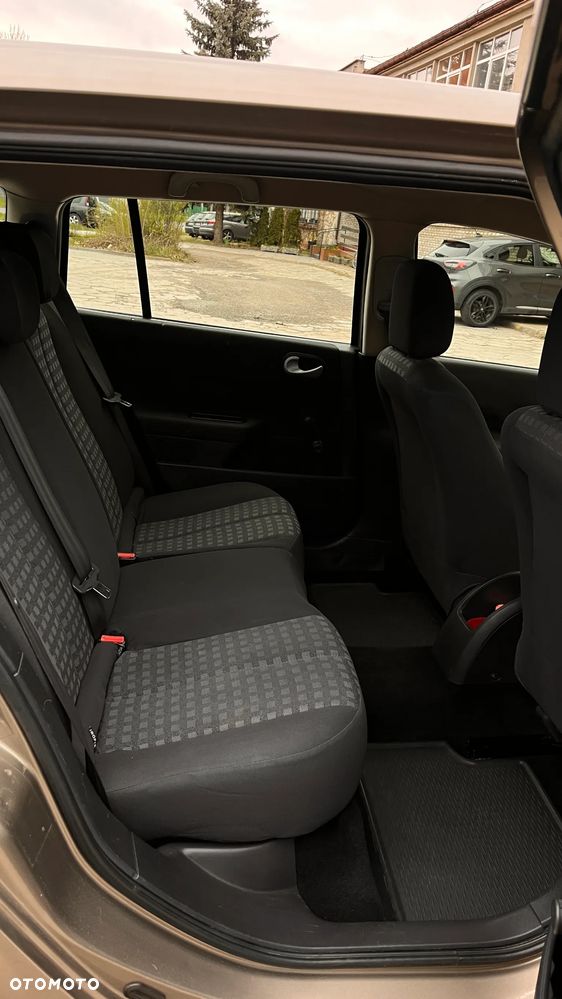 Renault Megane 1.6 16V Authentique - 13