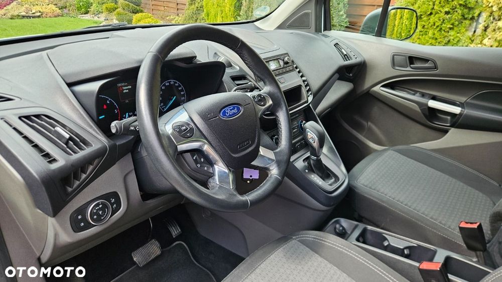 Ford Tourneo Connect - 13
