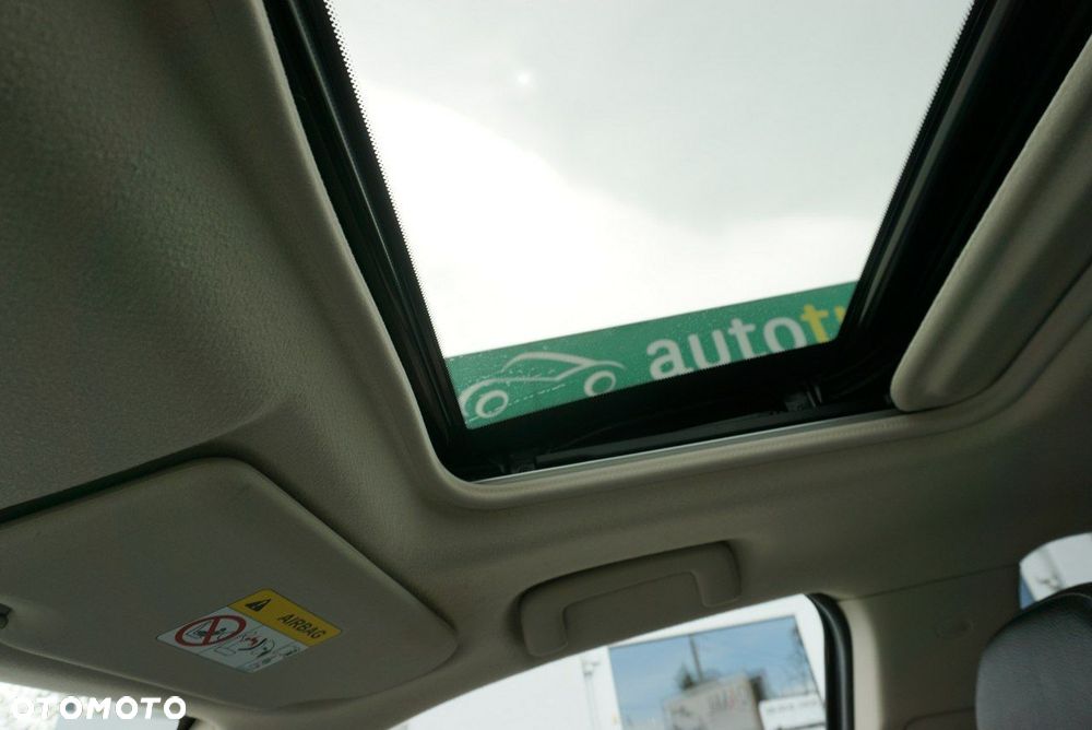 Mitsubishi Outlander - 18