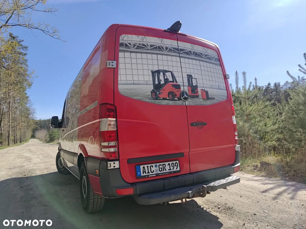 Mercedes-Benz Sprinter - 28