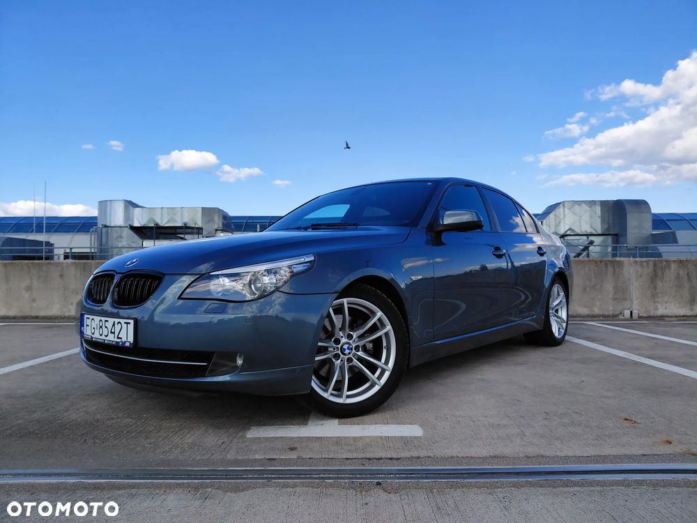 BMW Seria 5 520d Edition Sport - 14