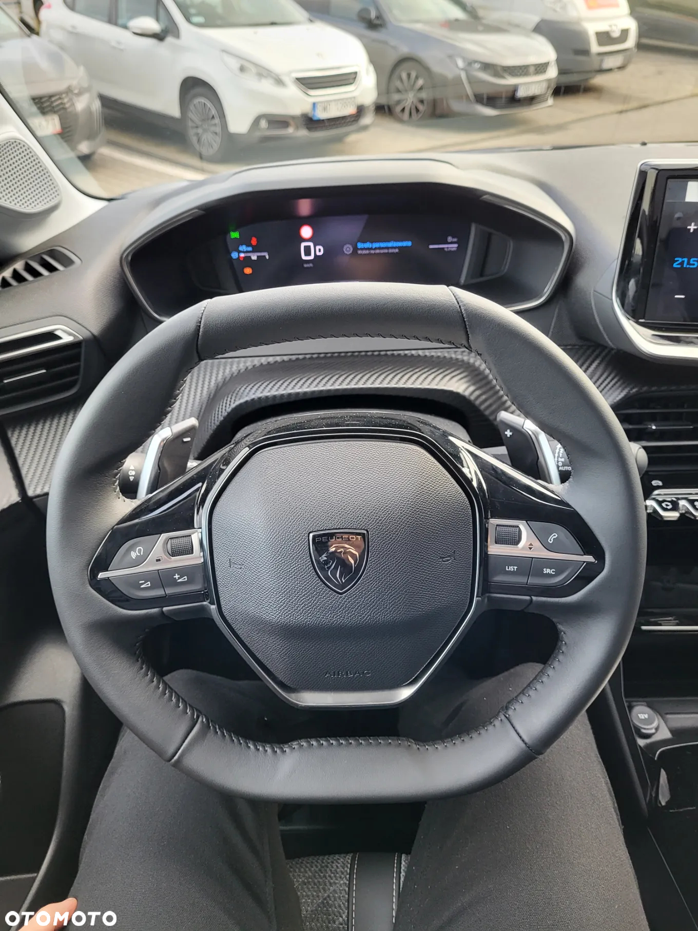 Peugeot 208 1.2 PureTech Allure S&S - 8