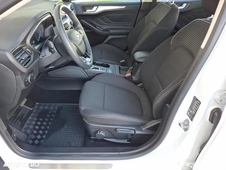 Ford Focus 1.5 EcoBlue Titanium - 12
