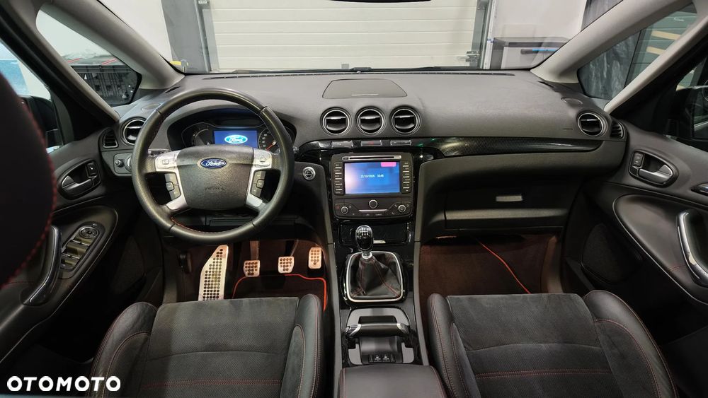 Ford S-Max - 20