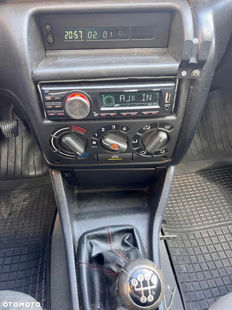 Opel Astra - 15