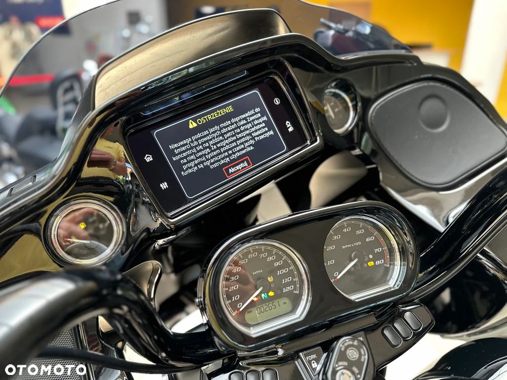 Harley-Davidson Touring Road Glide - 34