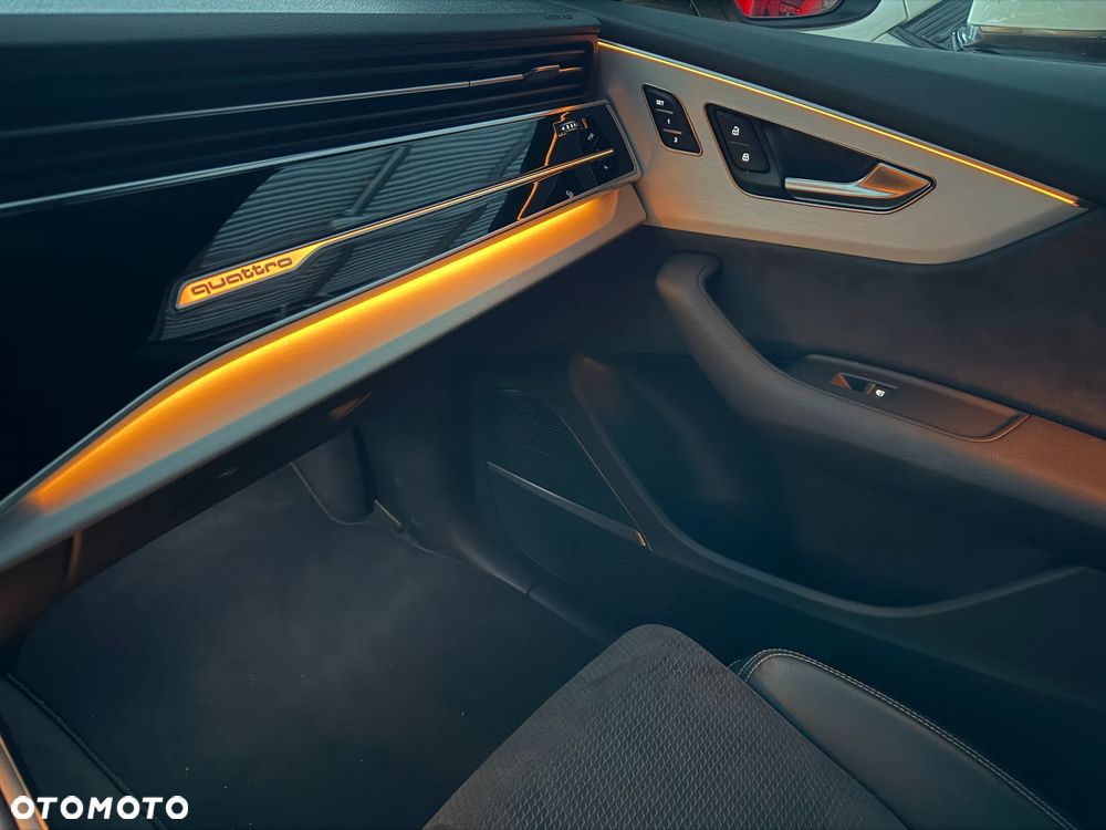 Audi Q8 50 TDI mHEV Quattro Black Edition Tiptronic - 25