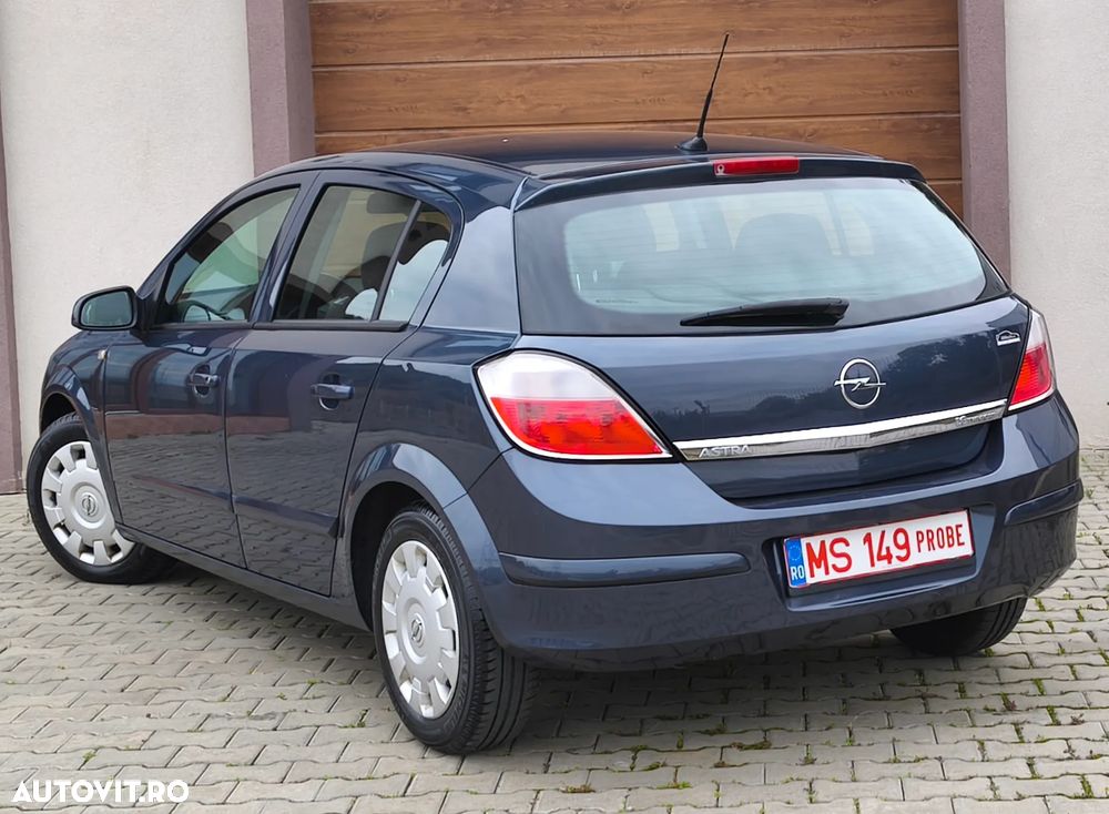 Opel Astra 2006 photo 3