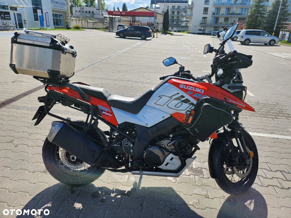 Suzuki V-STROM - 3