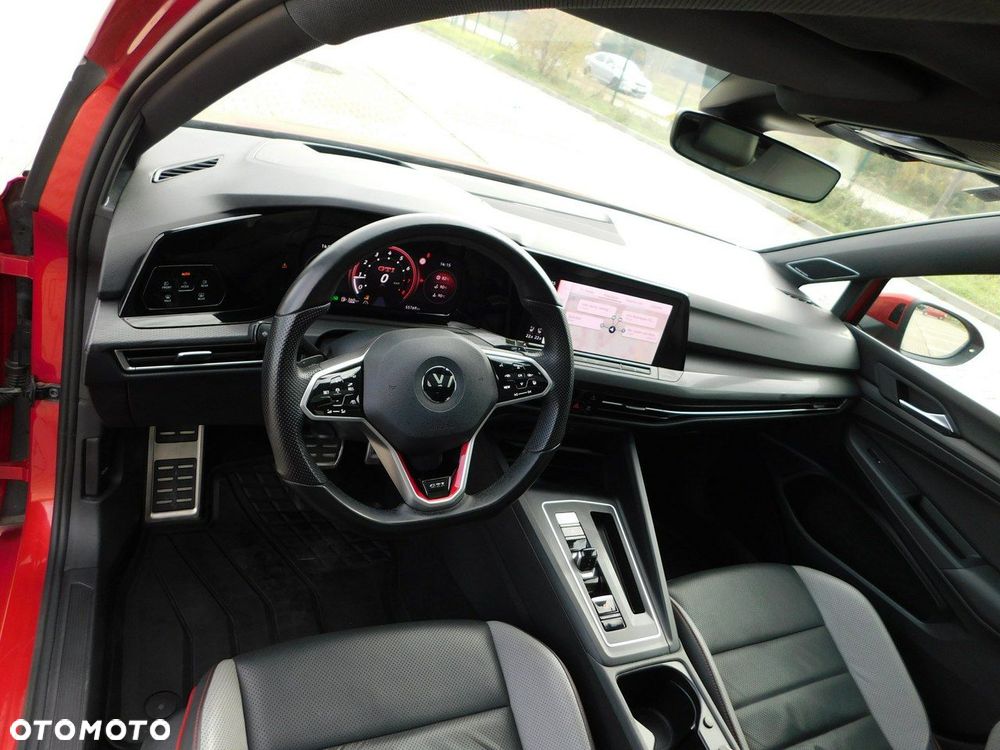 Volkswagen Golf - 15