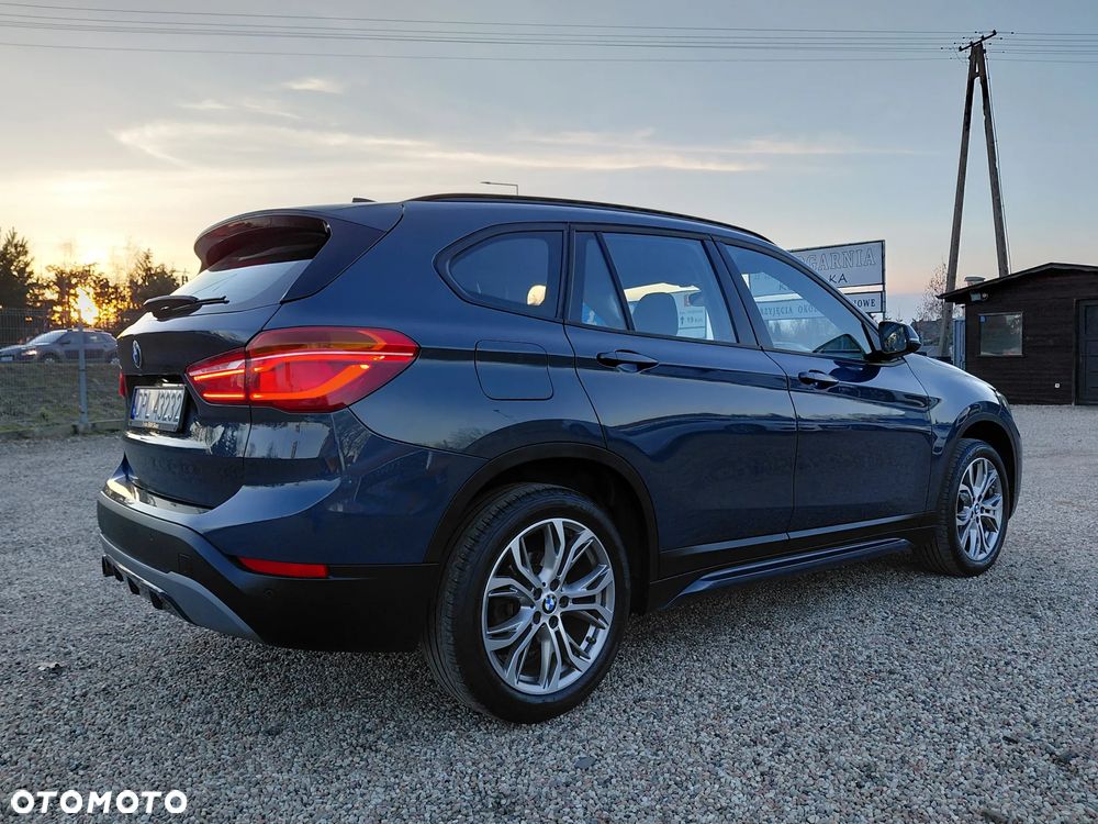 BMW X1 sDrive18i Sport Line - 4
