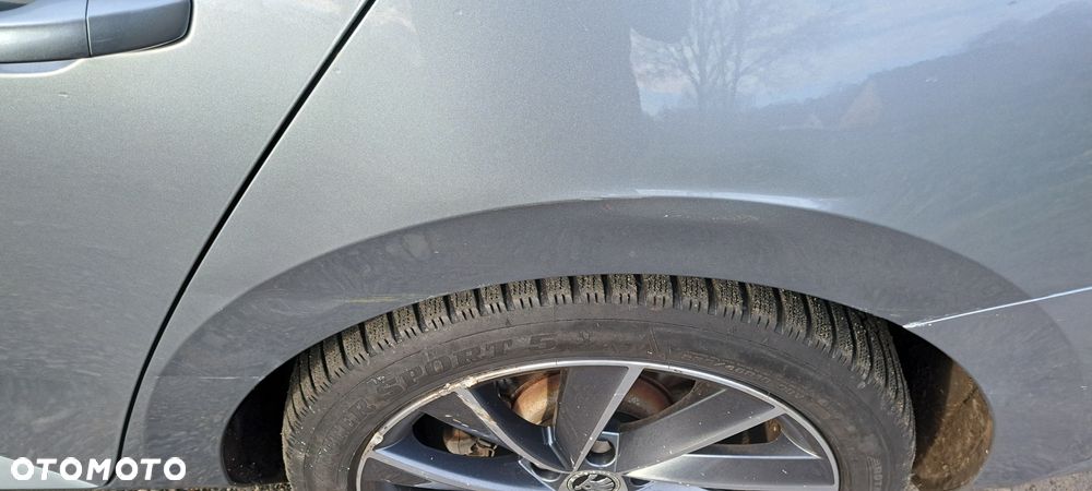 Skoda Superb 2.0 TDI 4x4 DSG L&K - 9