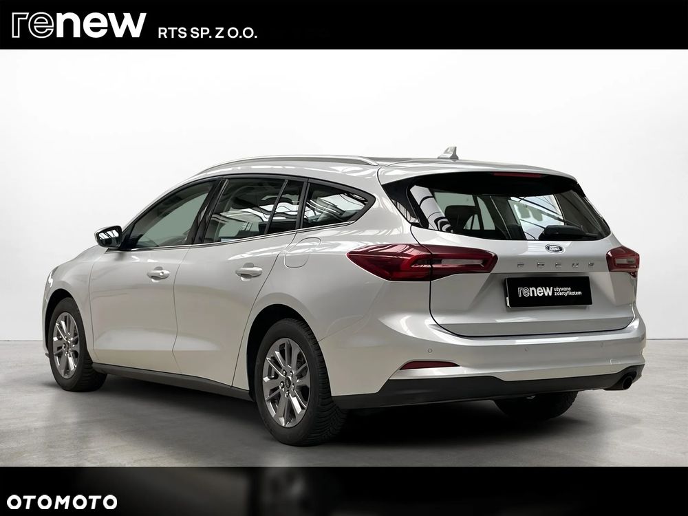 Ford Focus 1.0 EcoBoost Titanium - 4