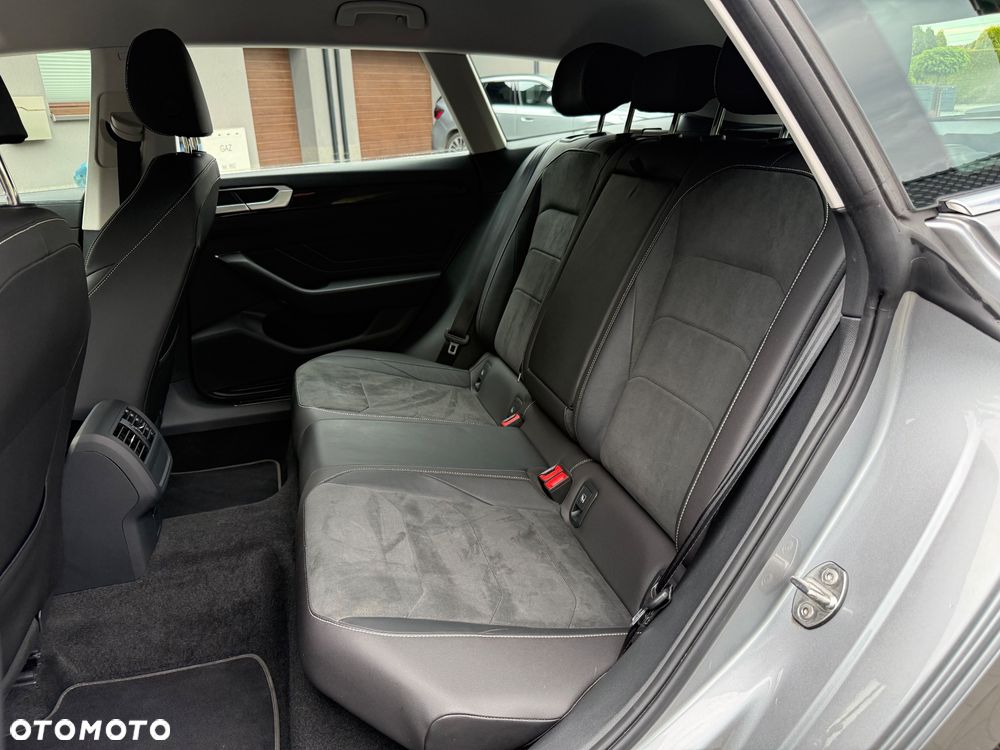Volkswagen Arteon 2.0 TSI Elegance DSG - 24