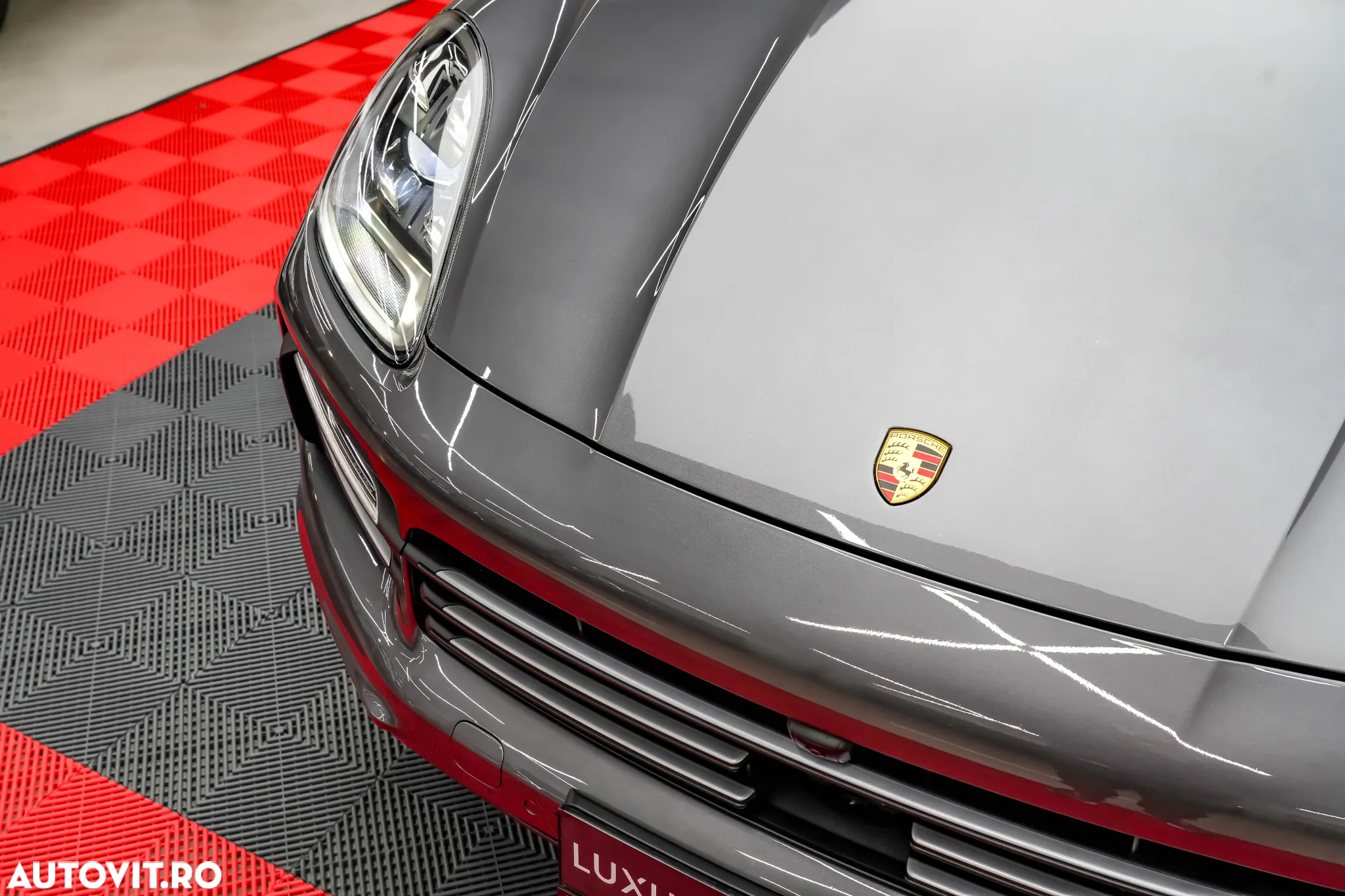 Porsche Cayenne E-Hybrid Tiptronic S Platinum Edition - 23