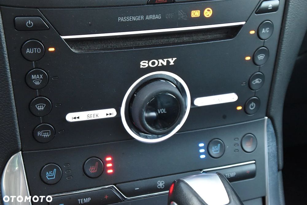 Ford S-Max 2.0 TDCi Titanium PowerShift - 38
