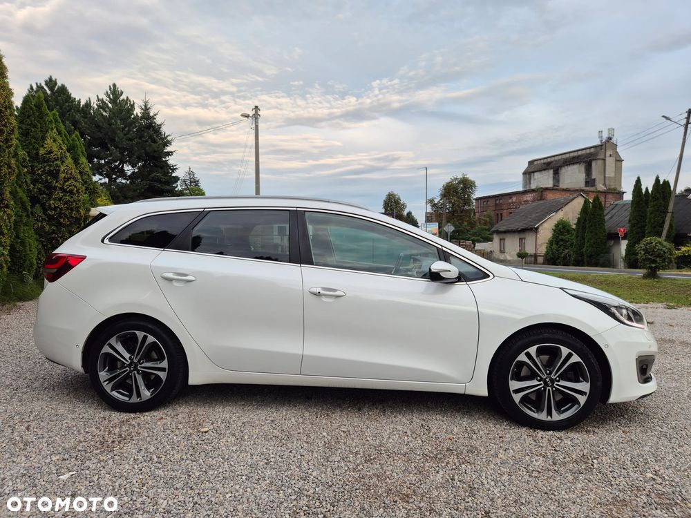 Kia Ceed 1.6 GDI ISG Spirit - 31