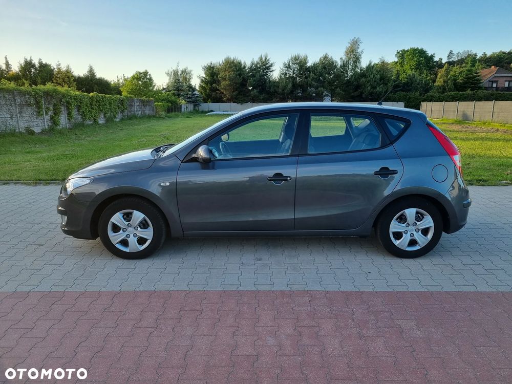Hyundai i30 1.4 Blue Classic - 1