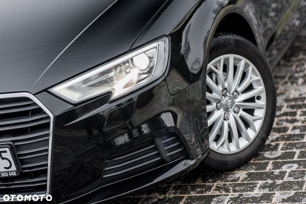 Audi A3 Sportback 1.6 TDI (clean diesel) Ambiente - 35