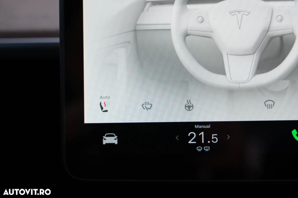 Tesla Model 3 Long Range AWD Premium - 29