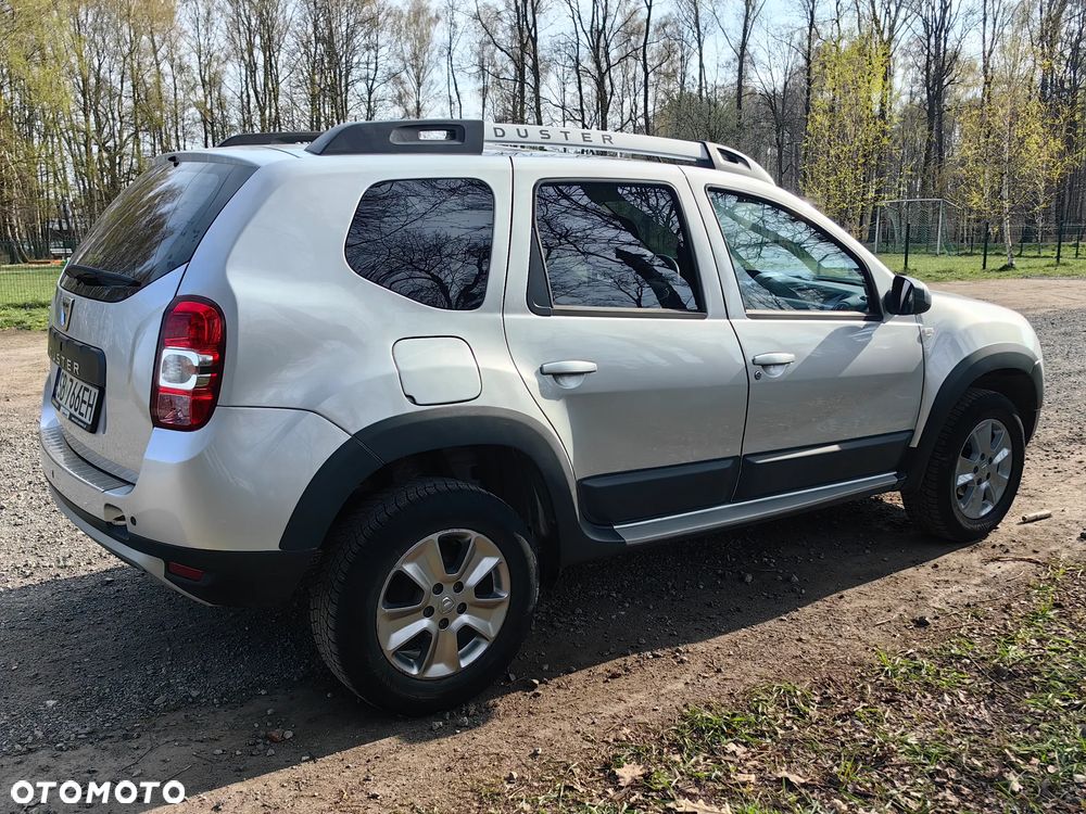 Dacia Duster 1.6 SCe Laureate S&S - 4