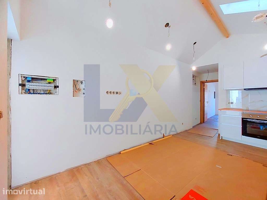 T1 Restaurada no centro em Esgueira - Grande imagem: 3/13