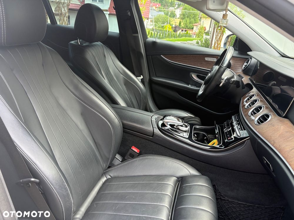 Mercedes-Benz Klasa E 220 d 9G-TRONIC AMG Line - 13