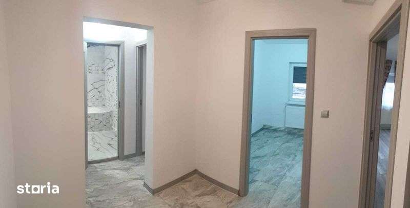 Proprietar vand 2 camere LUX confort 1 Decomandat str.Hipodrom-Bariera — fotografia 3