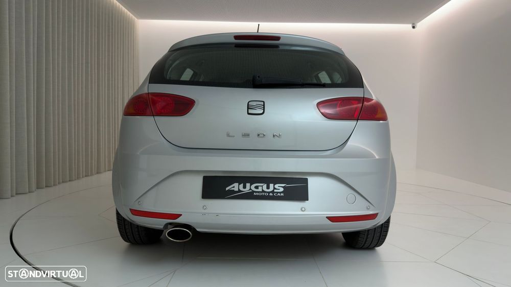 SEAT Leon 1.6 TDI Sport - 4