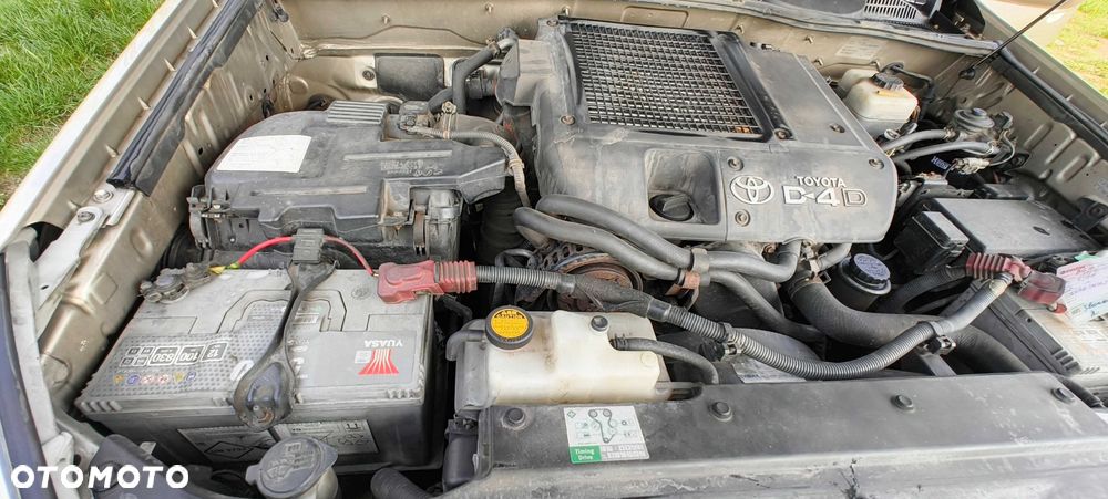 Toyota Land Cruiser - 6