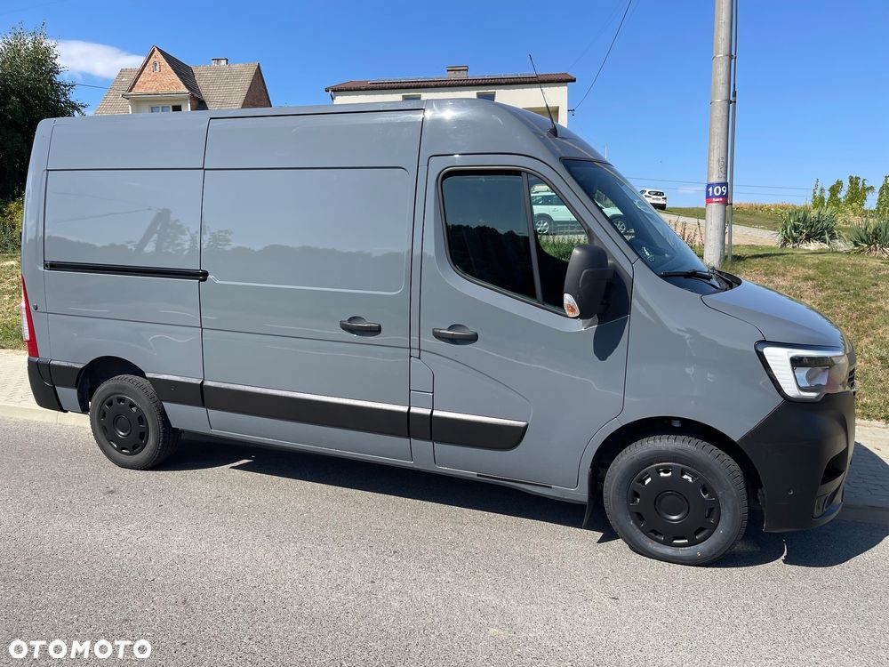 Renault Master - 25