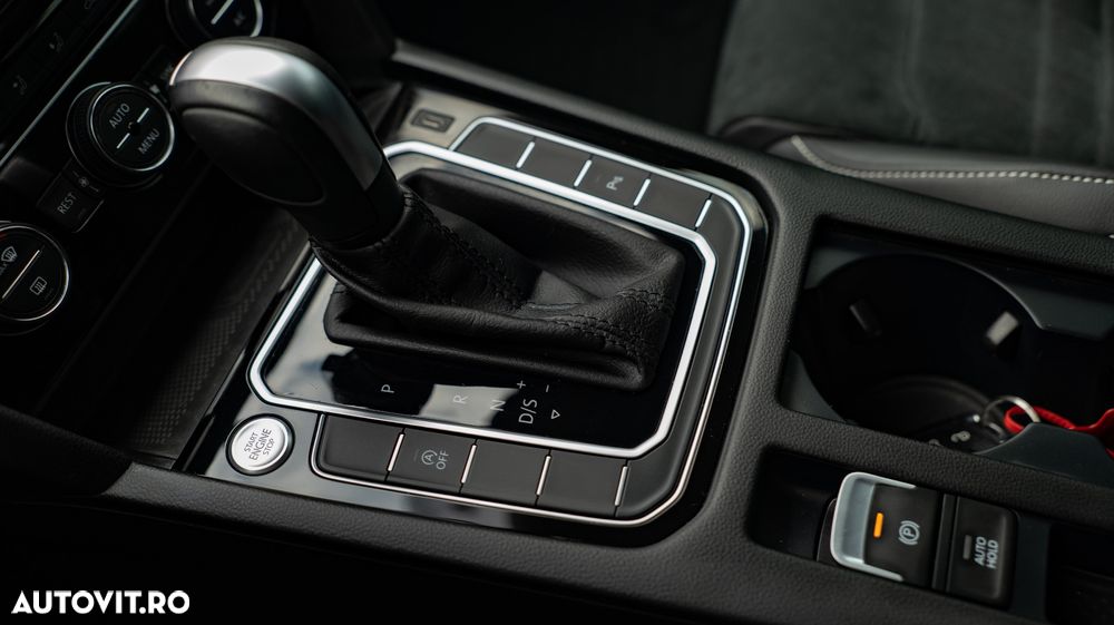 Volkswagen Passat Variant 2.0 TSI OPF DSG Elegance - 25